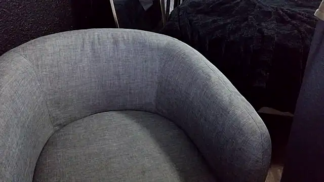 Snapshot of fetishslut4u chatting on 10-07-25, 02:03 fetishslut4u online show from 10-07-25, 02:03