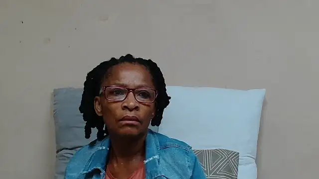 SugarPoppy24xxx online show from 11-03-25, 09:21