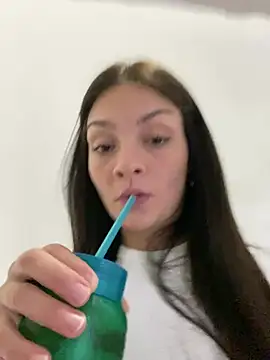 Danielaeliana online show from 02-23-26, 02:20