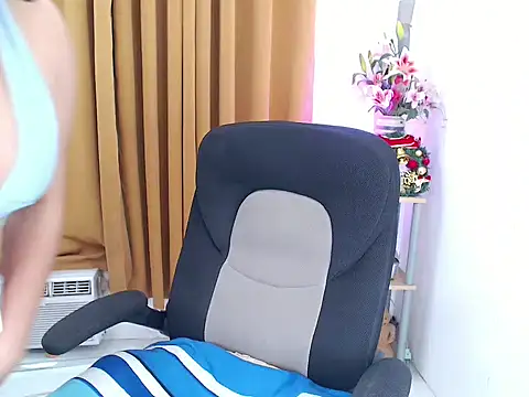 miss ashly  online show from 11-06-25, 11:11