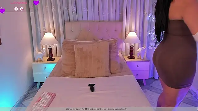 Salmavalentino online show from 05-21-26, 01:12