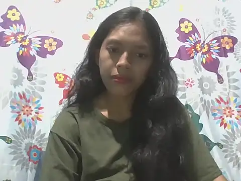 Snapshot of preggymom19 chatting on 10-14-25, 02:45 preggymom19 online show from 10-14-25, 02:45