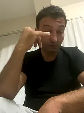 Snapshot of abs1088 chatting on 10-02-25, 07:43 abs1088 online show from 10-02-25, 07:43