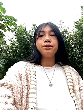 EmLy02 online show from 10-30-25, 11:38