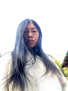 EmLy02 online show from 11-28-25, 12:13