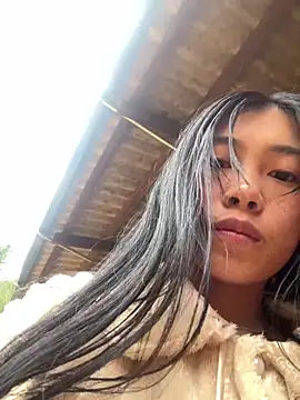 EmLy02 online show from 12-03-25, 12:07