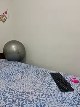 Nina vallon online show from 10-04-25, 10:35