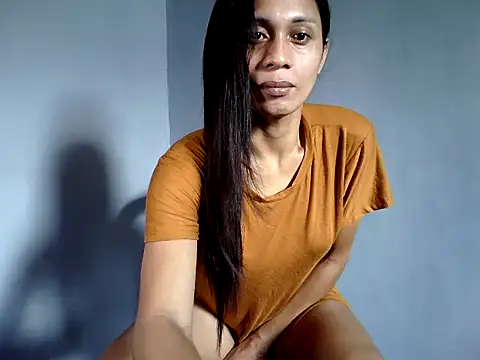 missruffa online show from 10-17-25, 01:53