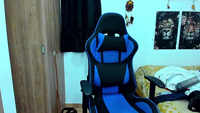 Snapshot of javiersexymann chatting on 01-09-25, 11:02 javiersexymann online show from 01-09-25, 11:02