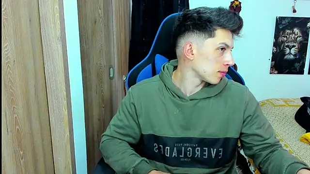 Snapshot of javiersexymann chatting on 01-20-25, 07:57 javiersexymann online show from 01-20-25, 07:57