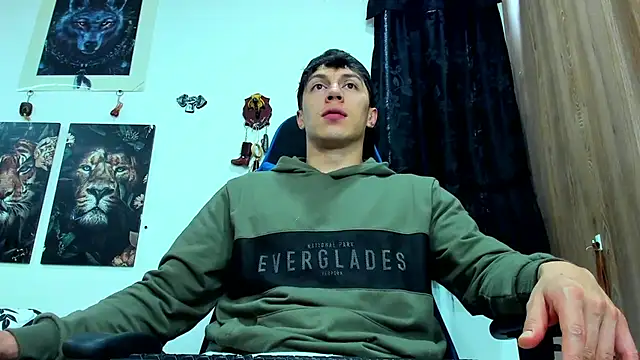 Snapshot of javiersexymann chatting on 03-06-25, 09:31 javiersexymann online show from 03-06-25, 09:31