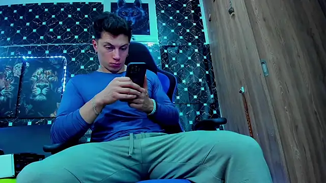 Snapshot of javiersexymann chatting on 10-03-25, 09:34 javiersexymann online show from 10-03-25, 09:34