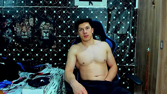 javiersexymann online show from 03-10-26, 12:26