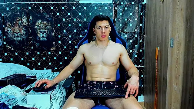 Snapshot of javiersexymann chatting on 05-05-26, 10:29 javiersexymann online show from 05-05-26, 10:29