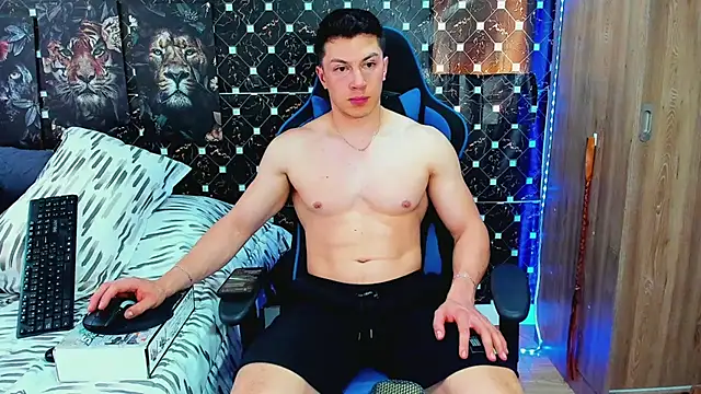 javiersexymann online show from 07-01-26, 08:08