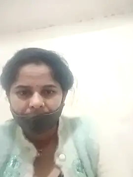 JULEE-740 online show from 11-17-25, 06:14