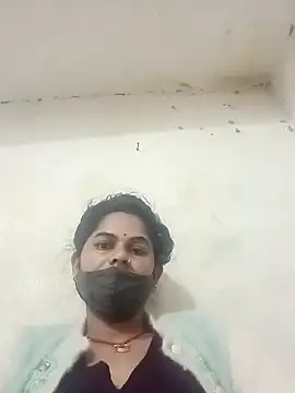 JULEE-740 online show from 12-02-25, 12:27