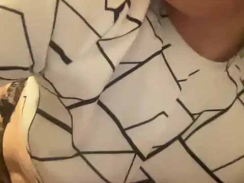 spookyspooky2 online show from 10-09-25, 08:23