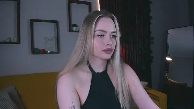 AvroraGoldie online show from 11-29-25, 10:29