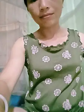 lucybaby00 online show from 07-11-26, 11:24