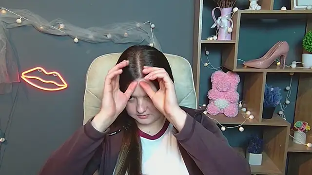 MavkaCute online show from 09-10-25, 06:19