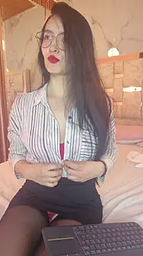 Snapshot of Aria_Bennett1 chatting on 09-11-25, 12:05 Aria Bennett1 online show from 09-11-25, 12:05