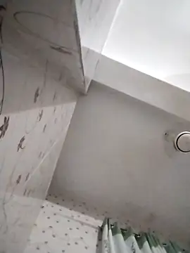 khhlmn online show from 10-15-25, 04:07