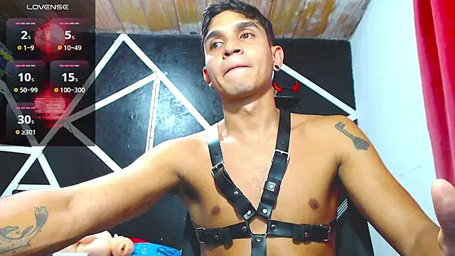 Angel latinboy online show from 09-25-25, 09:29