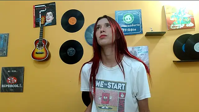 skinnyverus18 online show from 01-08-26, 06:43