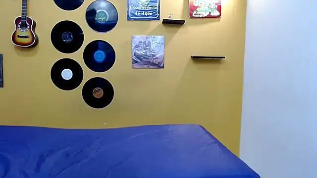 skinnyverus18 online show from 02-16-26, 06:59