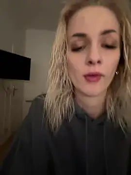 DaryaDoll online show from 01-12-26, 10:37