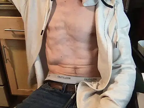 Snapshot of handyman7766 chatting on 02-01-25, 08:05 handyman7766 online show from 02-01-25, 08:05