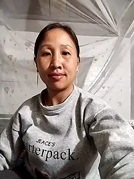 cute love00 online show from 02-17-26, 10:23