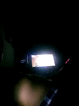 Snapshot of ReyesSau chatting on 11-17-25, 12:22 ReyesSau online show from 11-17-25, 12:22