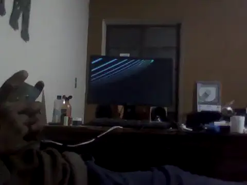 Snapshot of ReyesSau chatting on 12-01-25, 08:30 ReyesSau online show from 12-01-25, 08:30