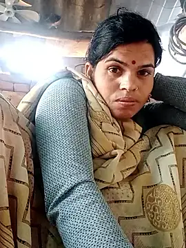Snapshot of Soniya_pandit chatting on 04-19-26, 01:38 Soniya pandit online show from 04-19-26, 01:38