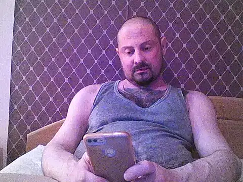  NEREZA  online show from 06-18-26, 04:33