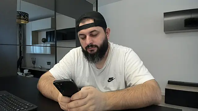 DravenPeak online show from 12-18-25, 01:50