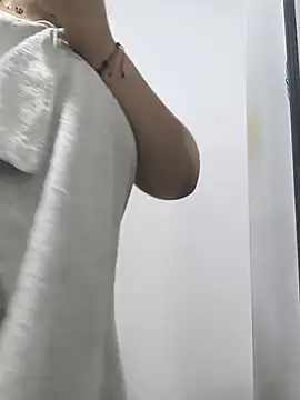 butterfly777  online show from 09-19-25, 10:27