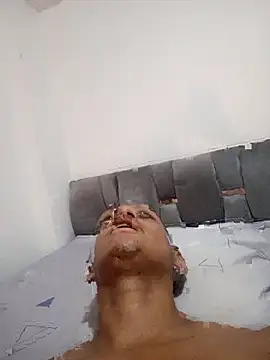 Jota Alejand online show from 01-07-26, 07:49