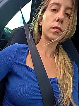 Snapshot of PetiteSecrets chatting on 09-24-25, 04:10 PetiteSecrets online show from 09-24-25, 04:10