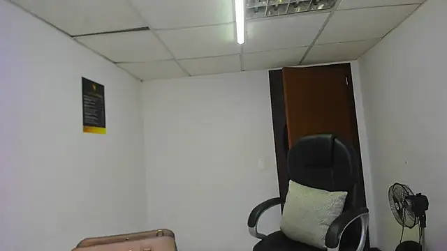 Aisha hotts777 online show from 03-03-26, 03:12