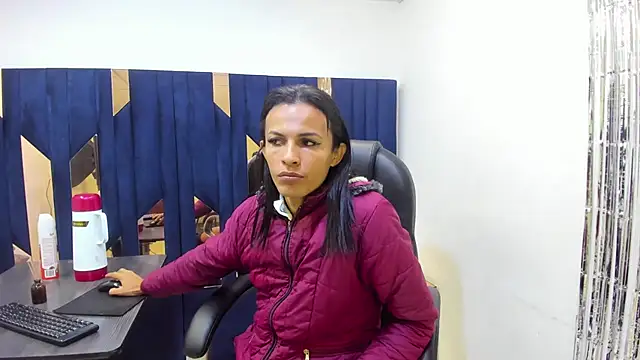 Aisha hotts777 online show from 05-08-26, 03:12
