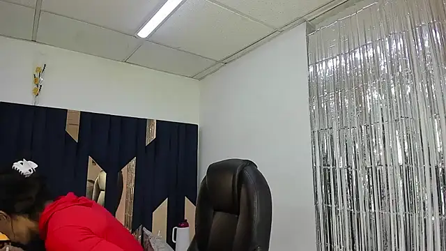 Aisha hotts777 online show from 05-11-26, 03:45