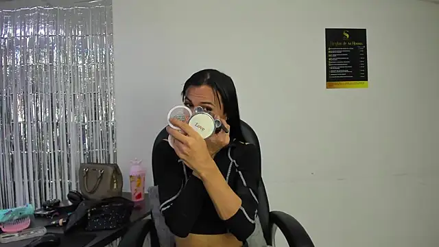 Aisha hotts777 online show from 05-18-26, 08:58