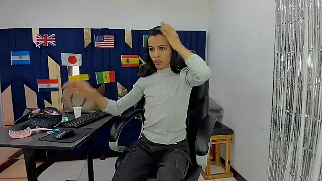 Aisha hotts777 online show from 07-02-26, 07:31