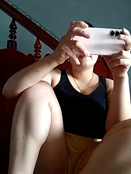  Babyrose  online show from 10-11-25, 06:34