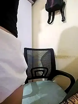 Lissa xinh09 online show from 09-11-25, 05:02