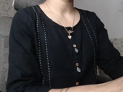 snow white123 online show from 10-14-25, 08:53