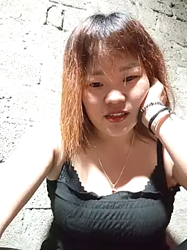 Snapshot of sukabae00 chatting on 05-09-26, 01:27 sukabae00 online show from 05-09-26, 01:27